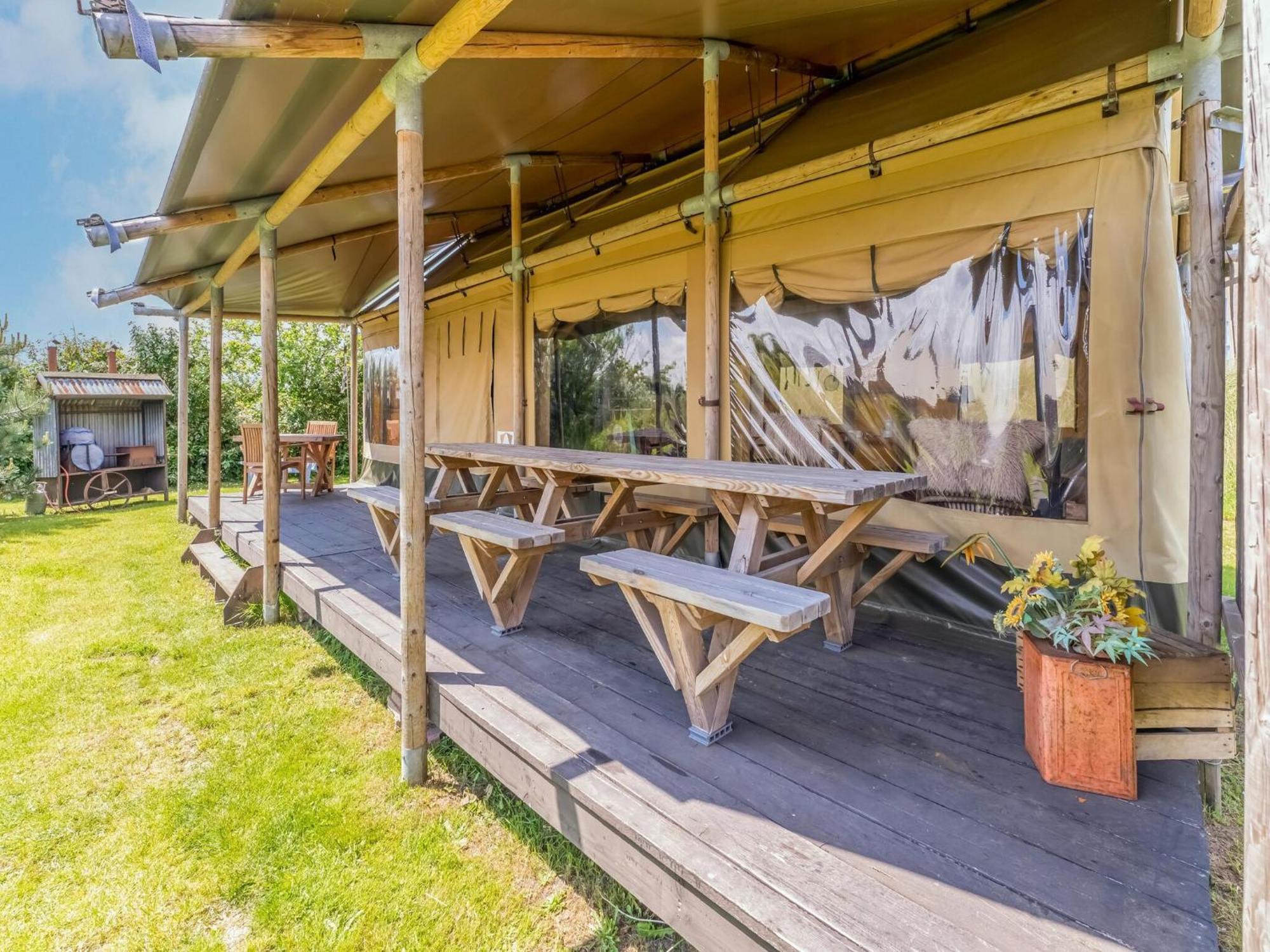 Quaint Bungalow In Callantsoog With Garden Exterior foto